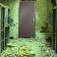 Free online html5 games - Abandoned Budd Manufacturing Plant Escape game 