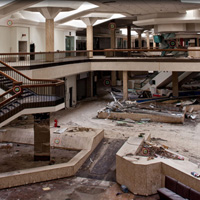 Free online html5 games - Hidden Target-Abandoned Mall game 