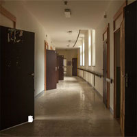 Free online html5 games - Escape From Sanatorium Du Basil game 