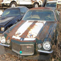 Free online html5 games - EightGames Abandoned Car Garage Escape game 