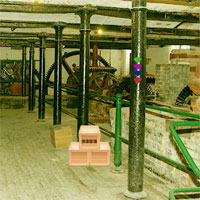 Free online html5 games - Escape From Ukange Steel Forge game 