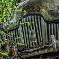 Free online html5 games - Ainars Car Cemetery Escape game 