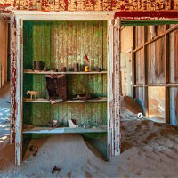 Free online html5 games - Escape From Kolmonskop At Namib Desert game 